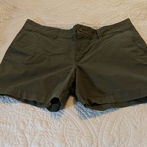 Old Navy shorts 5" inseam army green